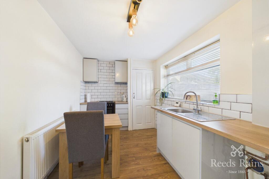 Zamor Crescent, Thurcroft, Rotherham, South Yorkshire, S66 photo 4