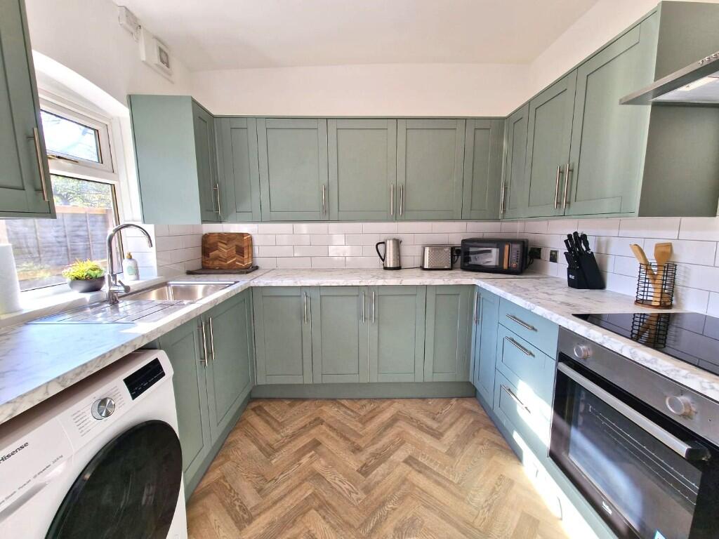 6 bedroom house share for rent