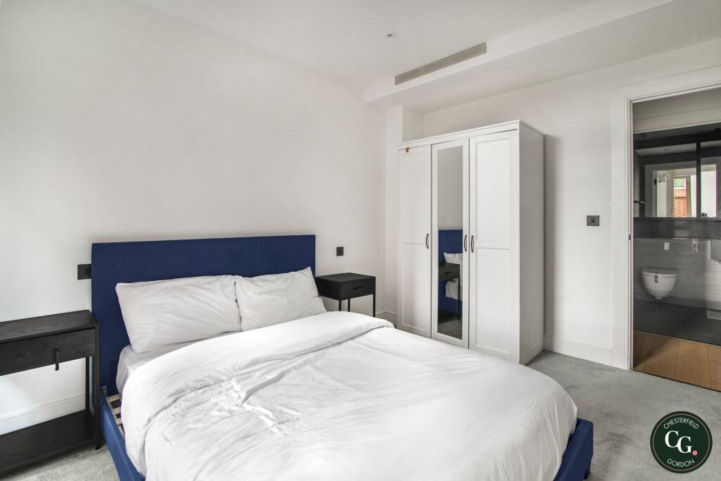 Apartment in London - View 3