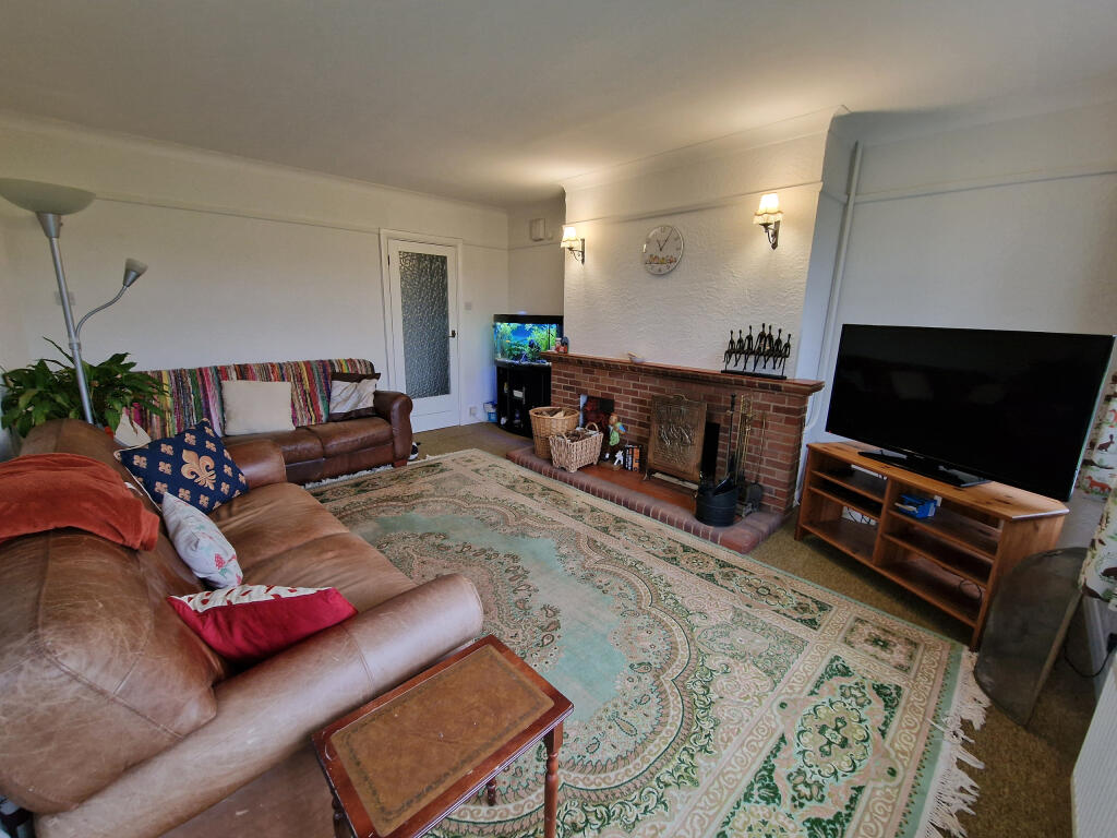 Meadow View, East Coker, Yeovil, Somerset, BA22 9LH - View 3