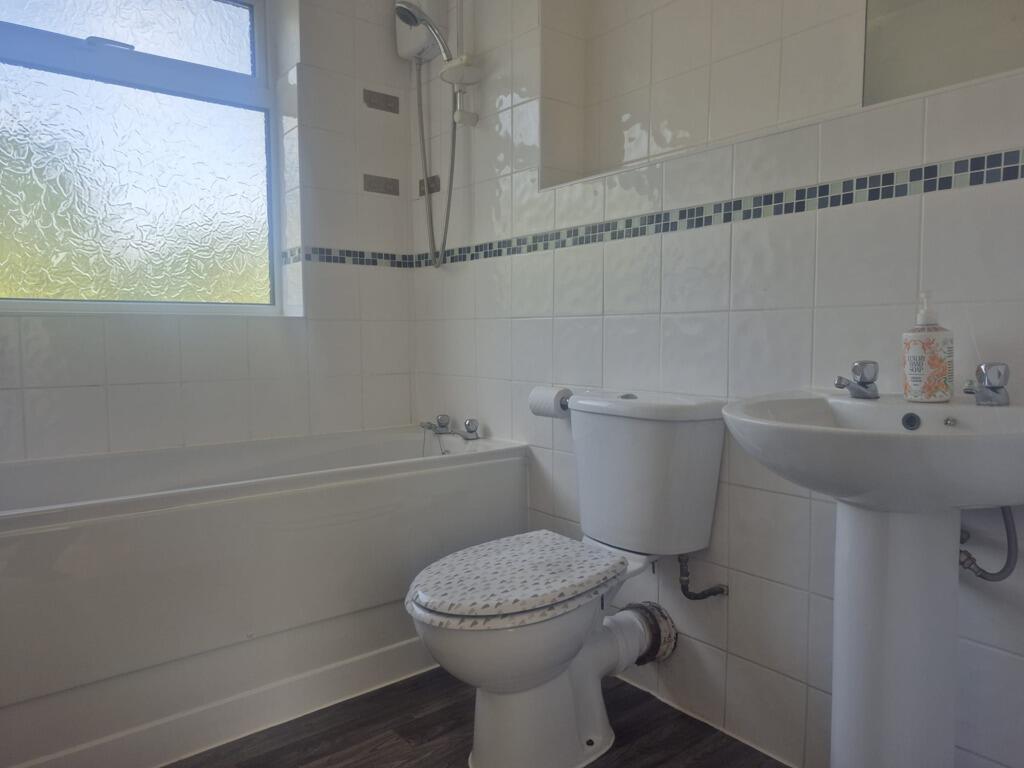 Apartment in Rochester - View 5