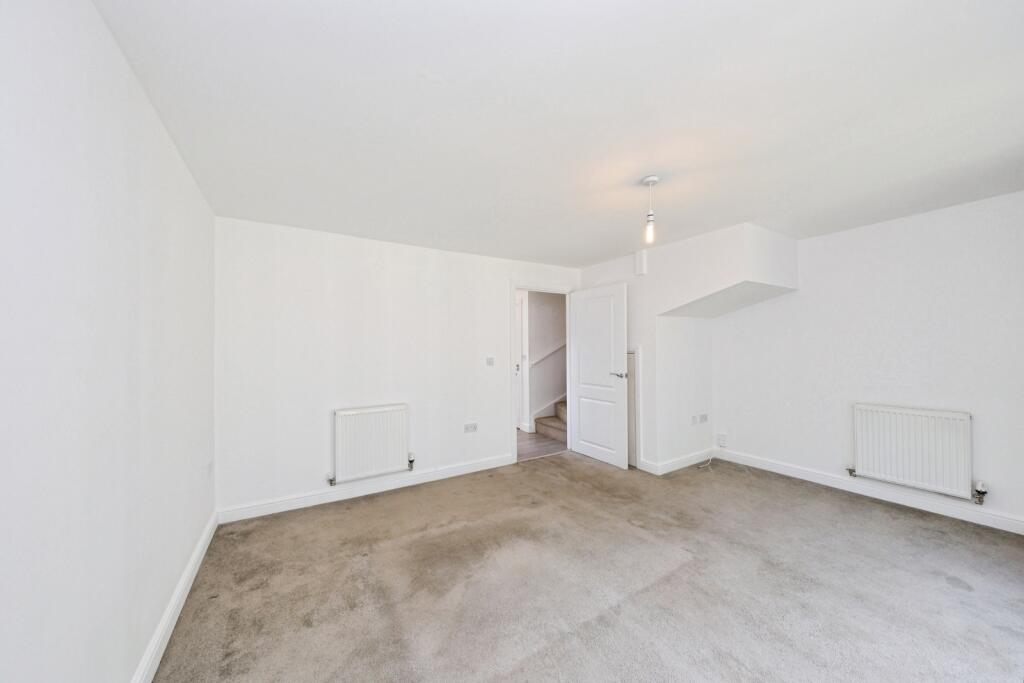 House in Bolsover, Shirebrook - View 5