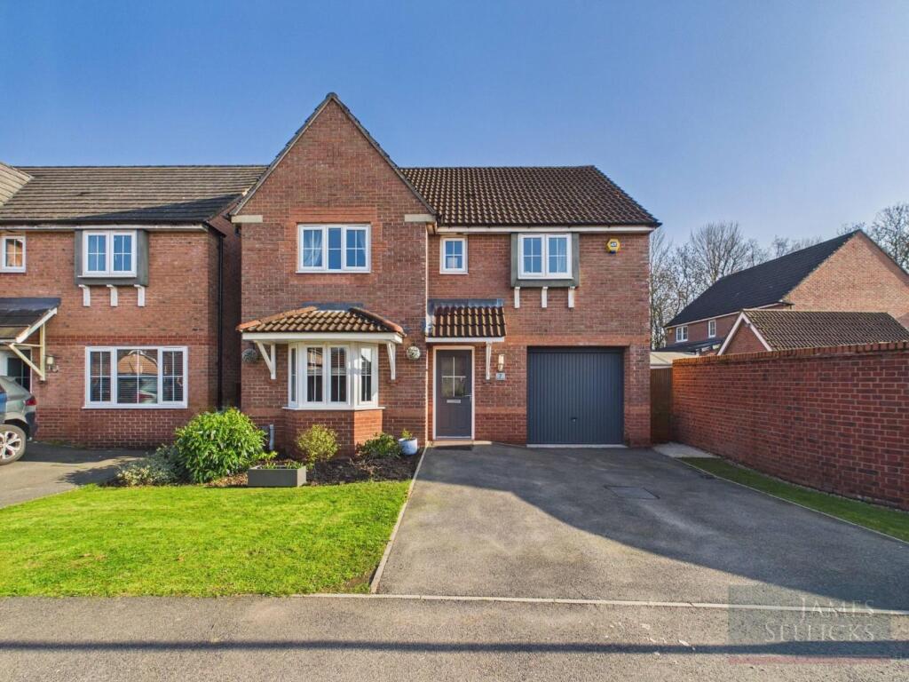House in Blaby, Glenfields - View 4