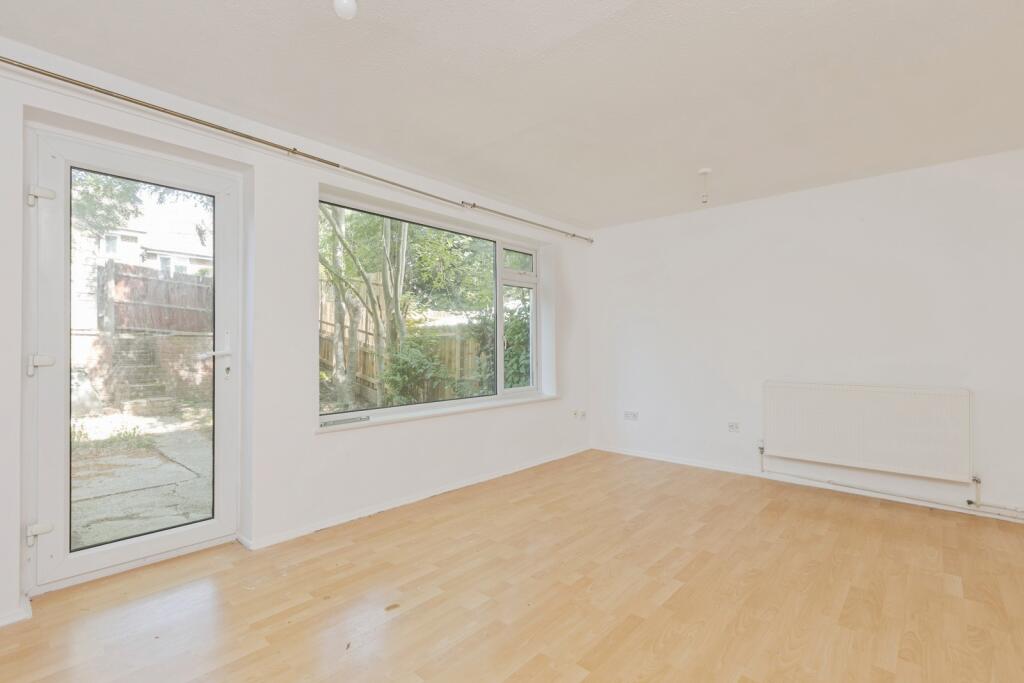 Caxton Close, Hartley, Kent, DA3 photo 4