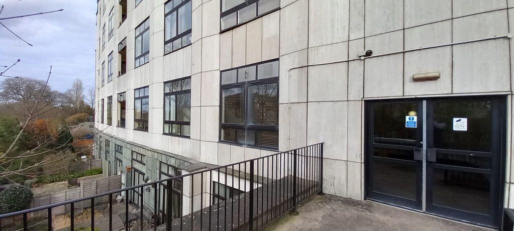 Main image of property: 12A Britannic Park, 15 Yew Tree Road, Moseley B13 8NQ