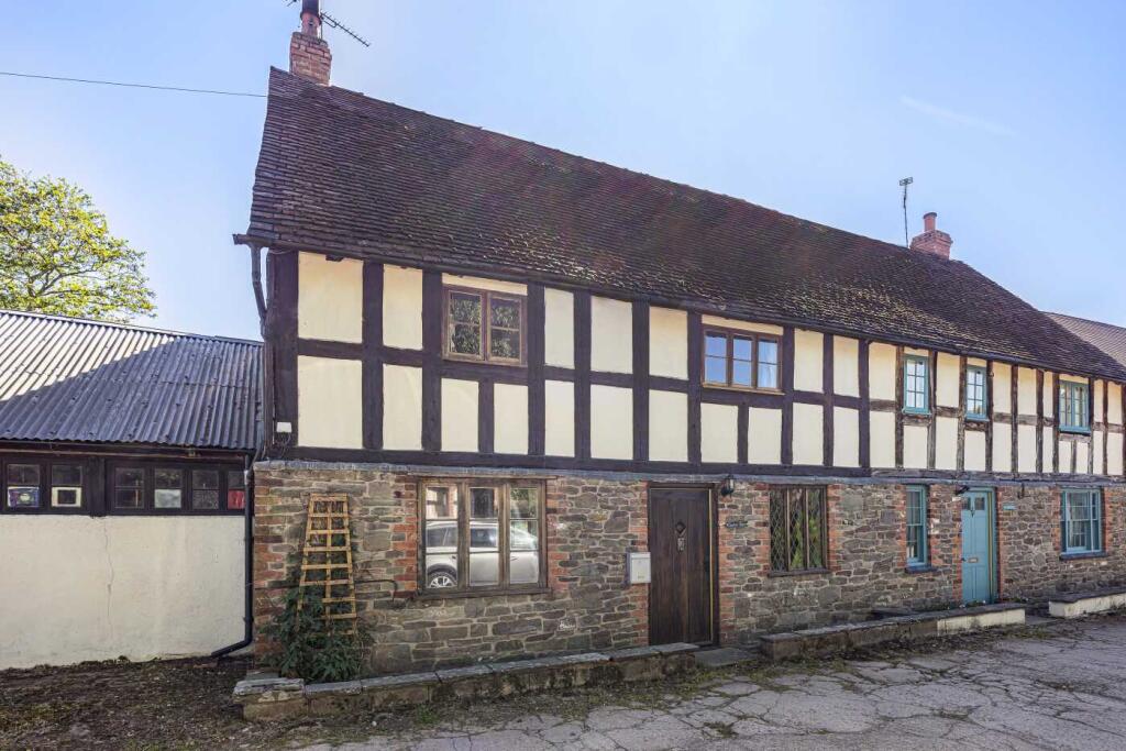Main image of property: Cuckoo Barn, Dishley Court, Newtown, Leominster, Herefordshire, HR6 8QD