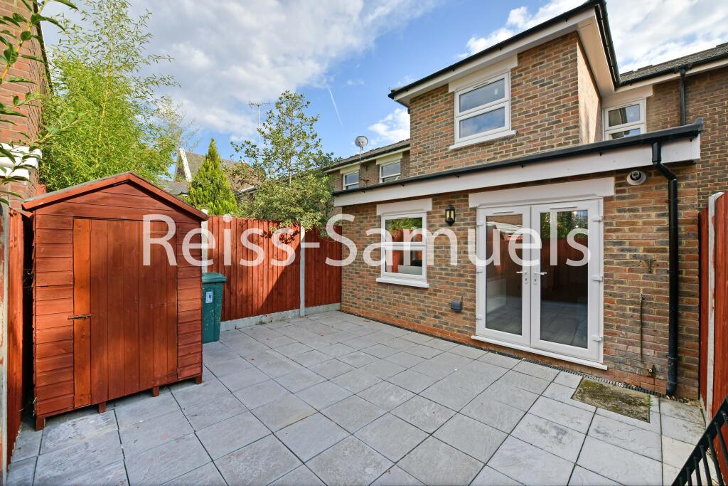 6 bedroom terraced house for rent