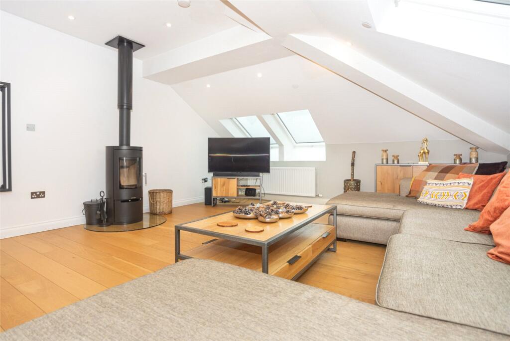 Malltraeth, Bodorgan, Isle of Anglesey, LL62 photo 3