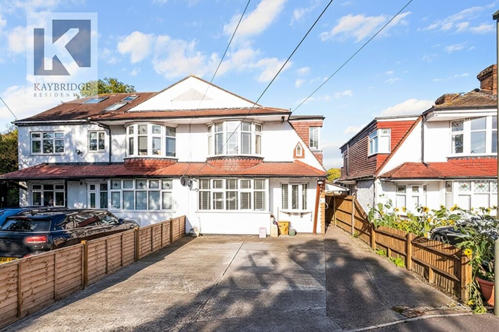 Ewell By Pass, Epsom, KT17 photo 3