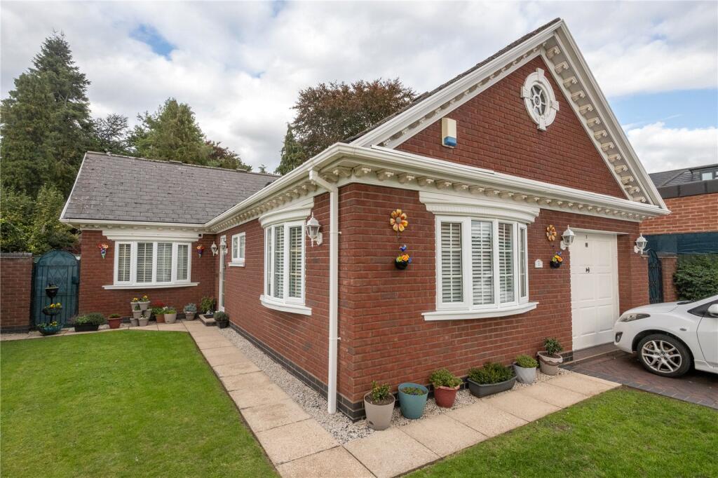 Main image of property: Shelsley Drive, Moseley, Birmingham, B13