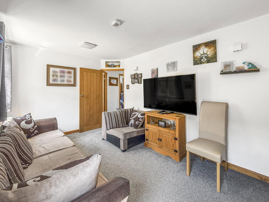 House in Exeter - View 4