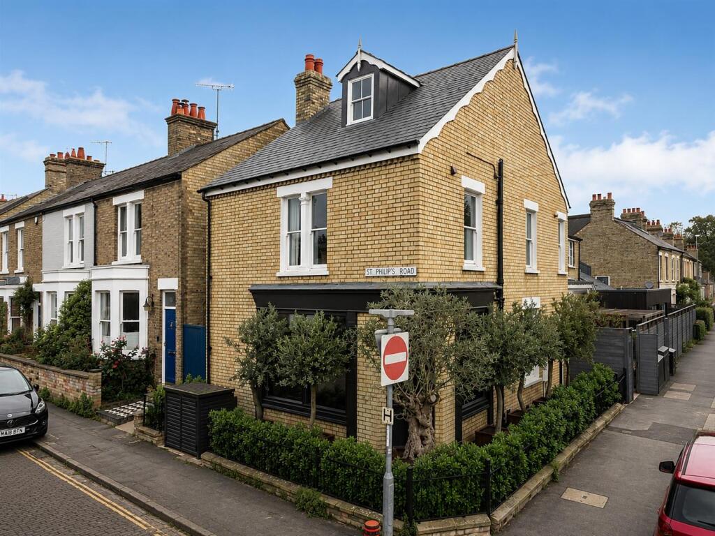 Main image of property: Vinery Road, Cambridge