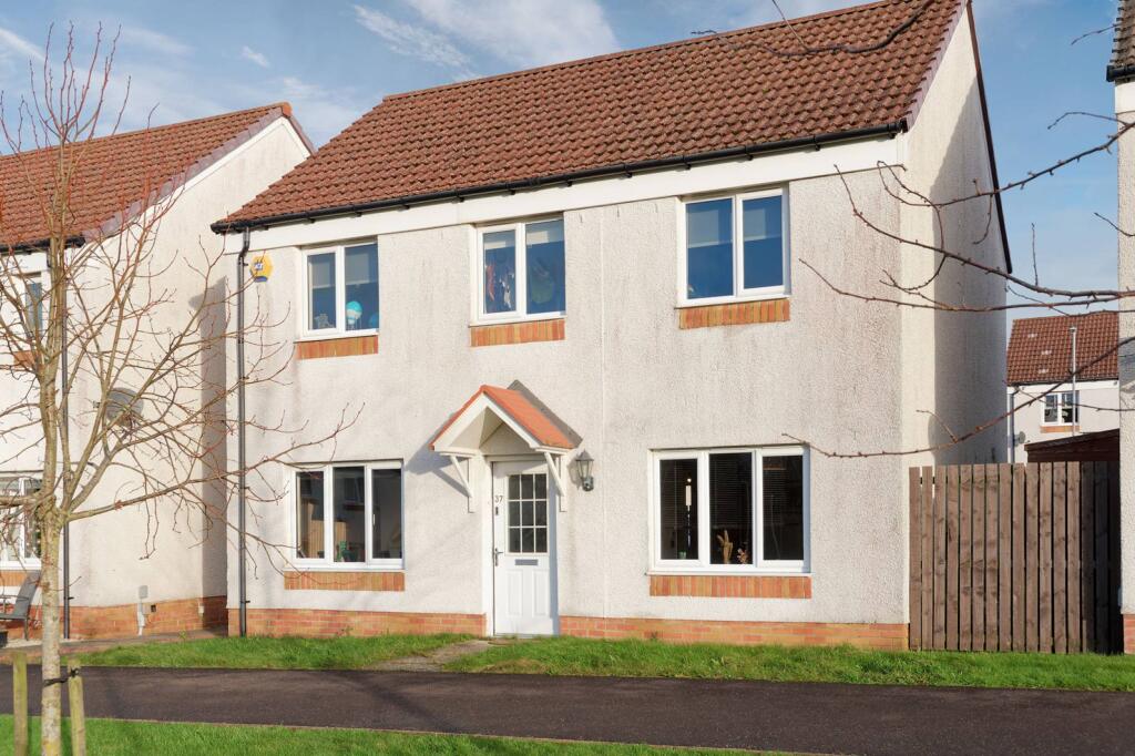 Main image of property: 37 Ladyacre Wynd, Montgomerie Park, Irvine, KA11 2FY