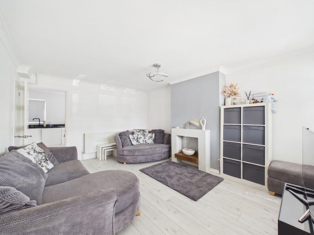 House in Southend-on-Sea - View 2