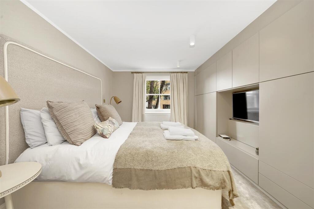 Apartment in London, Earl's Court - View 5