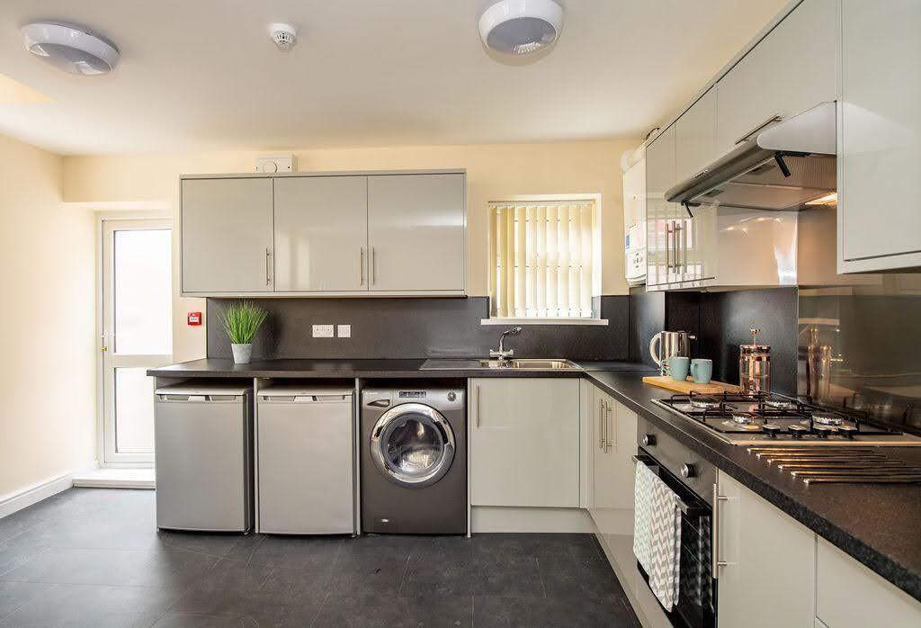 Main image of property: Edinburgh Road, Kensington, Liverpool