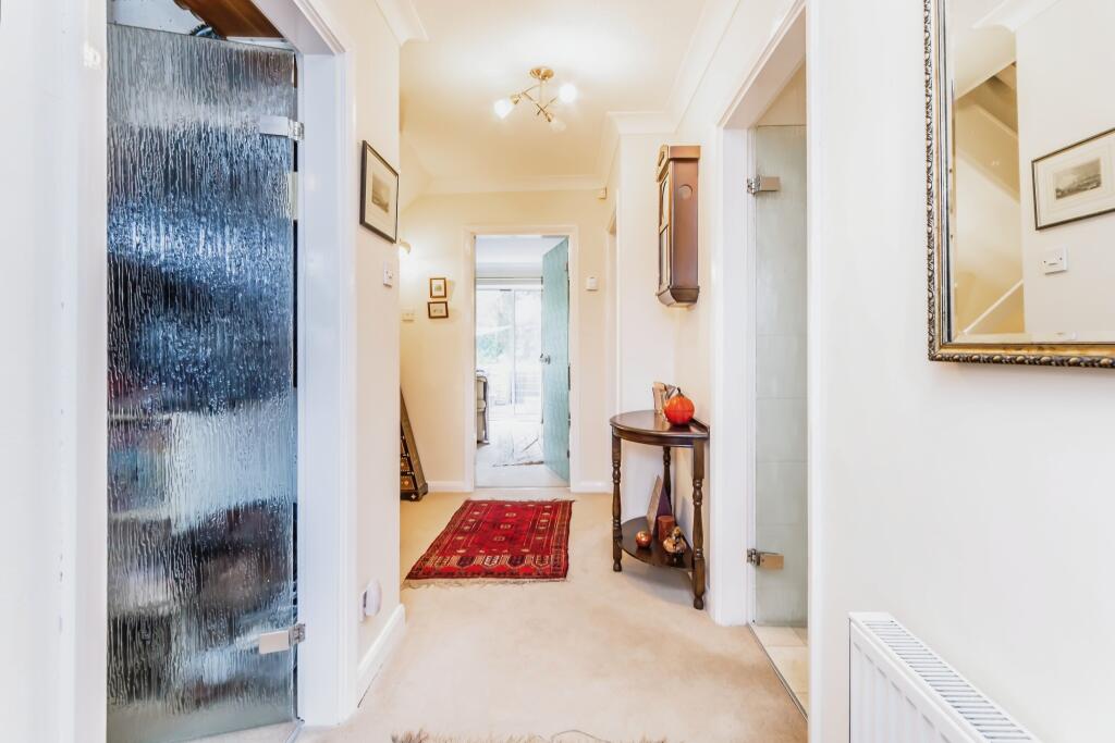 House in London - View 3