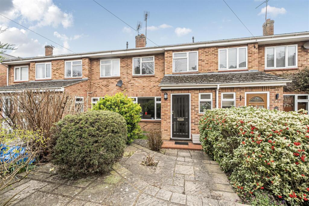 Main image of property: Forest Road, Crowthorne, Berkshire, RG45 7EH