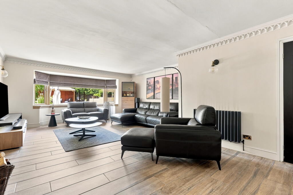 House in Sheffield - View 4