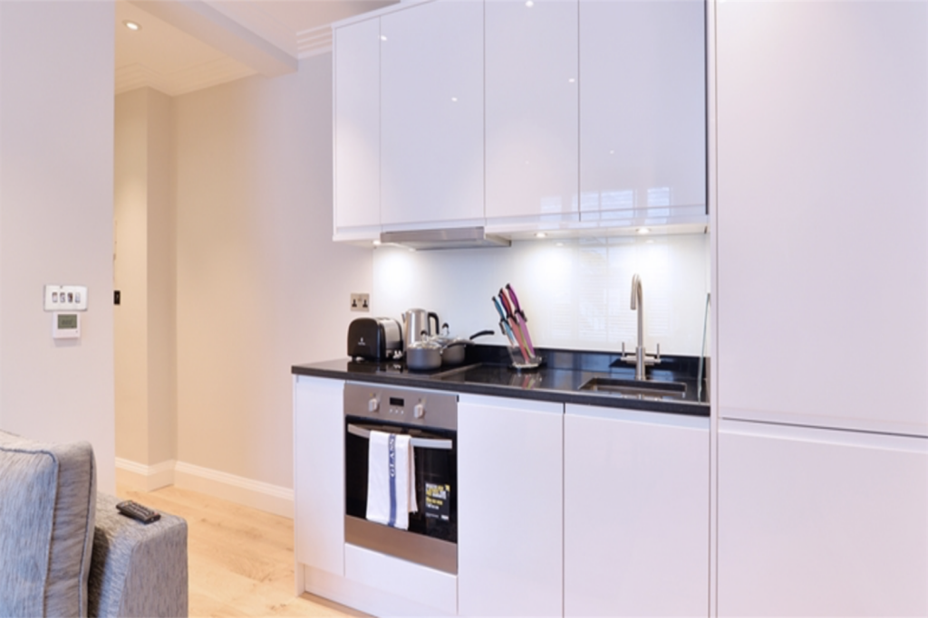 Apartment in London - View 4