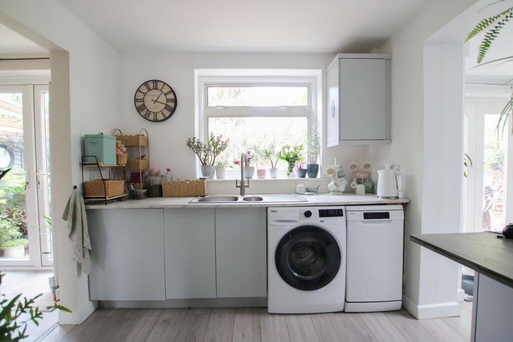 Brook Close, Wokingham, RG41 - View 6