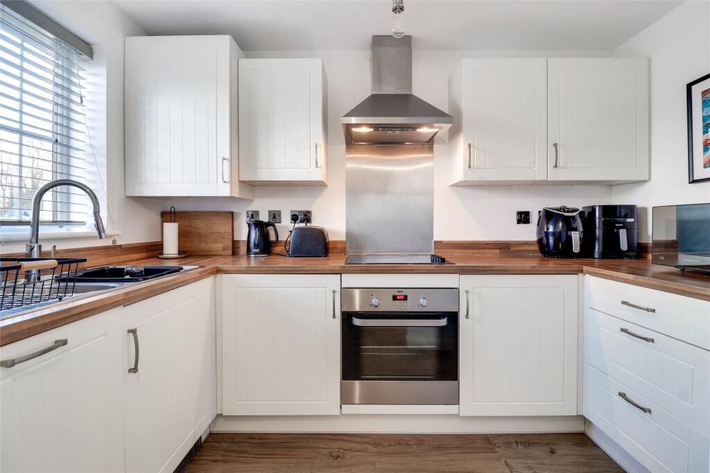 Seaking Road, Fremington, Barnstaple, Devon, EX31 photo 2