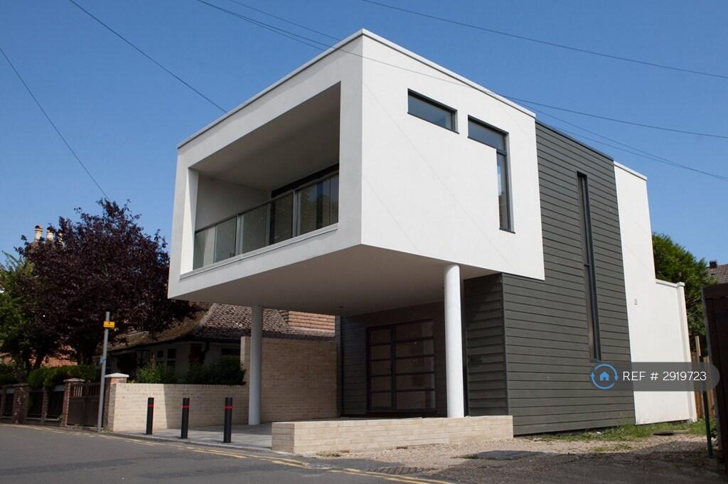 Main image of property: Avon Buildings, Christchurch, BH23