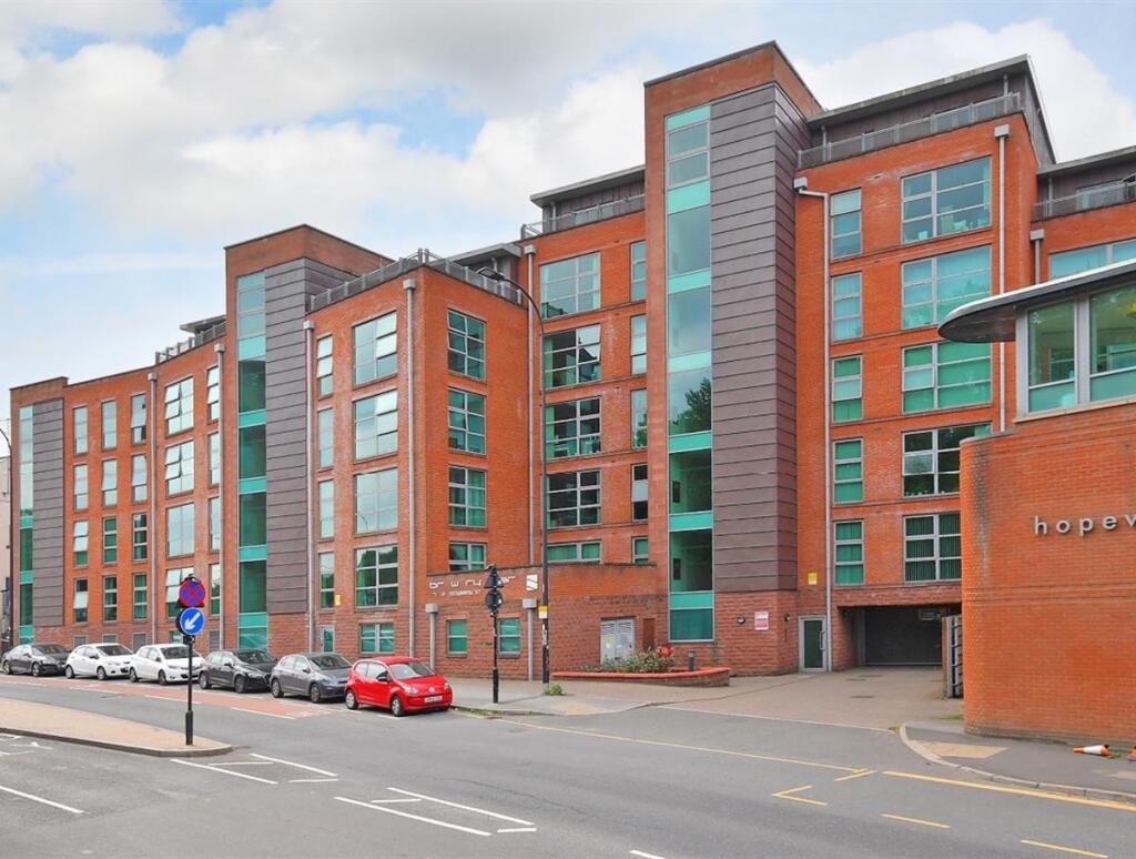 Main image of property: Kelham Island - Brewery Wharf, Mowbray Street, Sheffield, S3 8EL