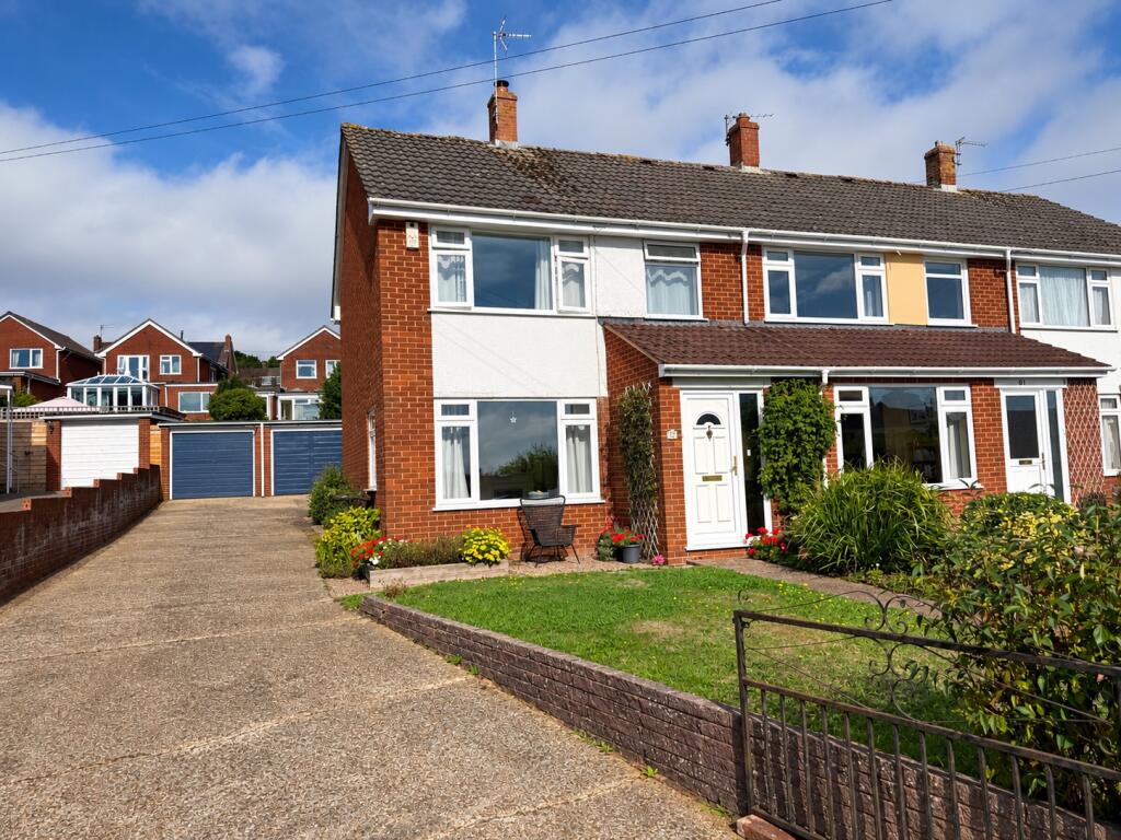 Main image of property: Dorset Avenue, St.Thomas, EX4