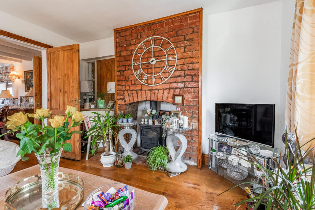 House in Worcester - More