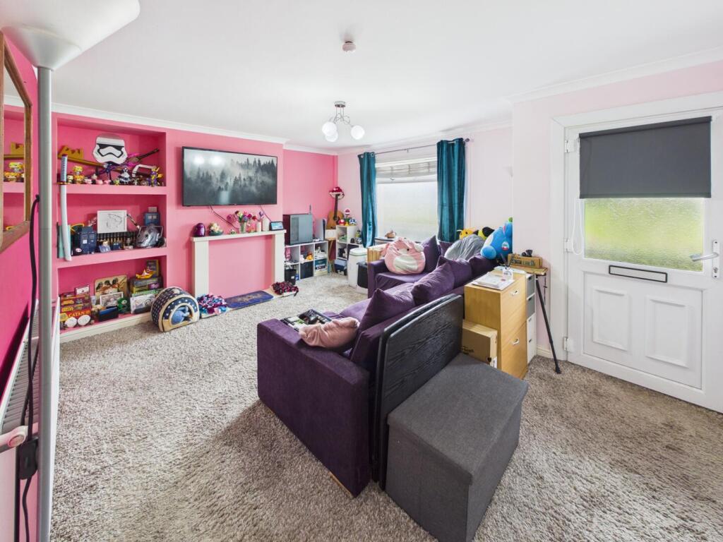 House in Kilmarnock - View 3