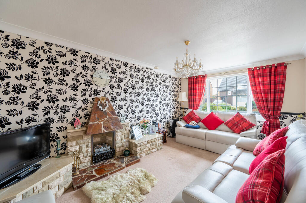 House in Ipswich - View 3