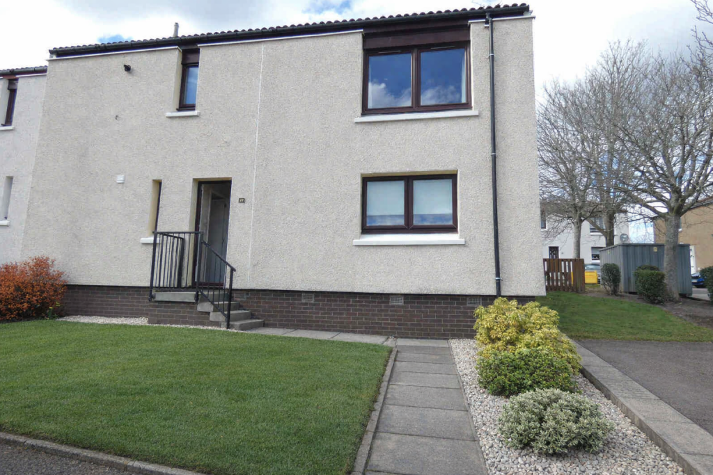 Slains Circle, Aberdeen, AB22