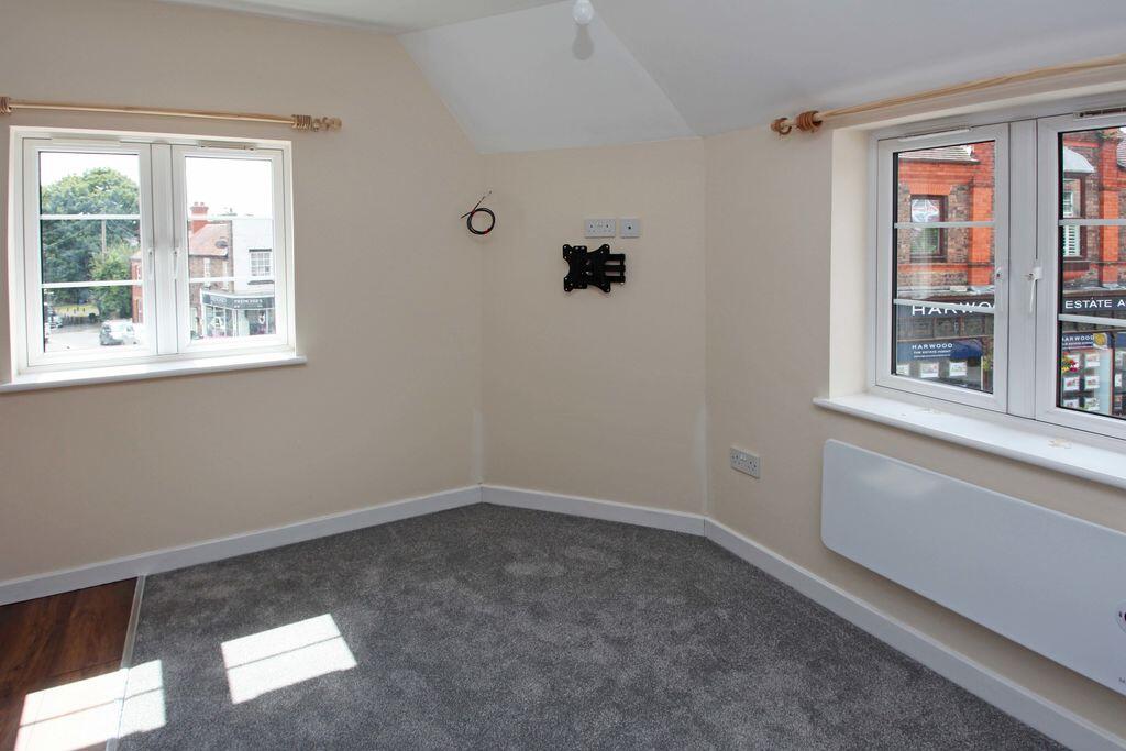 Apartment in Telford - More