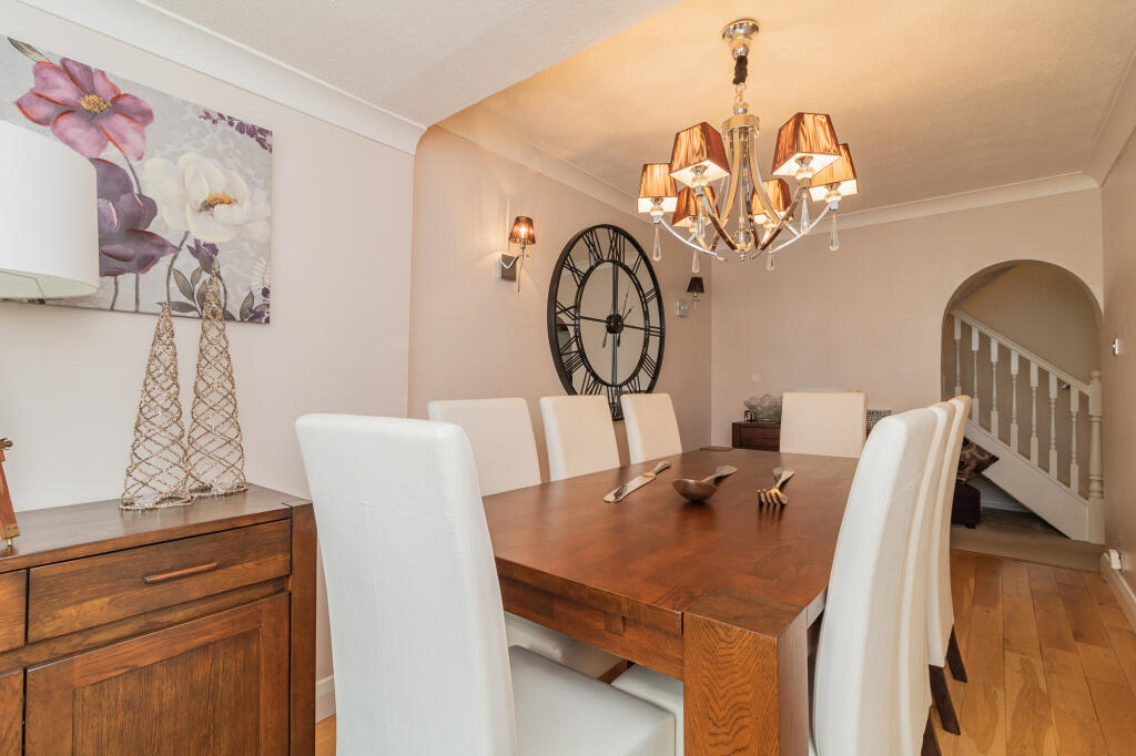 House in Slough - View 5