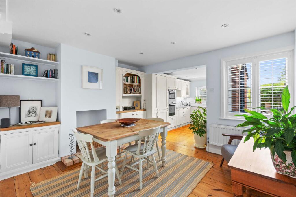 House in Hemel Hempstead, Beaconsfield - View 2