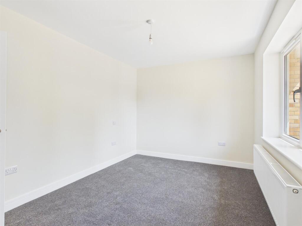 House in Peterborough - View 5