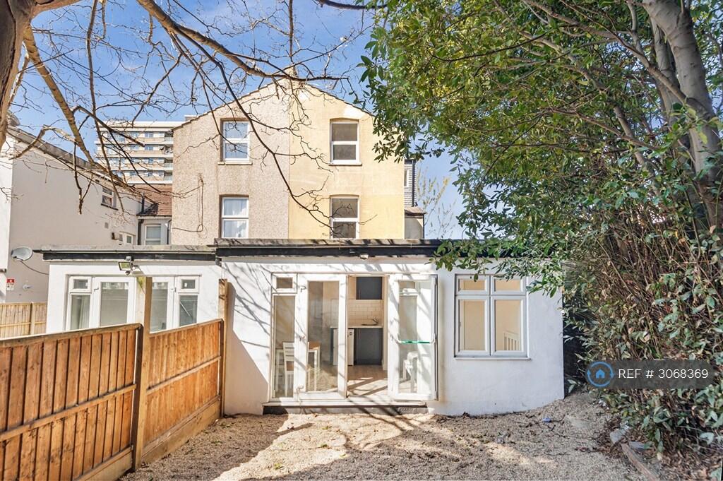 Apartment in London, Broad Green - View 3