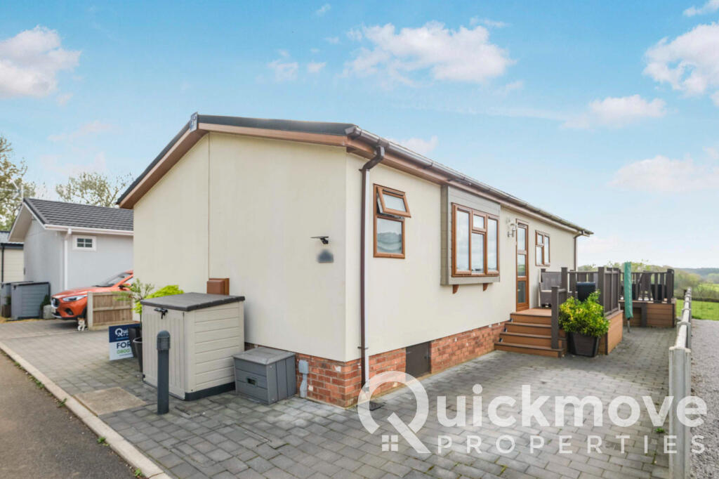 2-bed caravan on Bridgnorth, Shropshire, WV15, £210,000