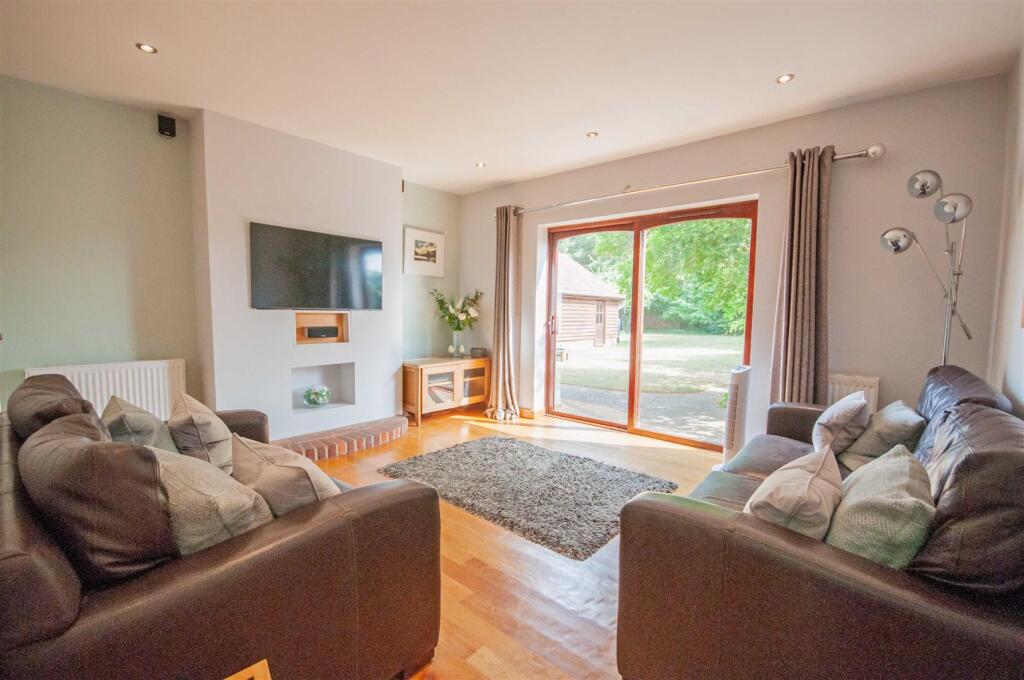 Partridge Green, Broomfield, Chelmsford photo 2