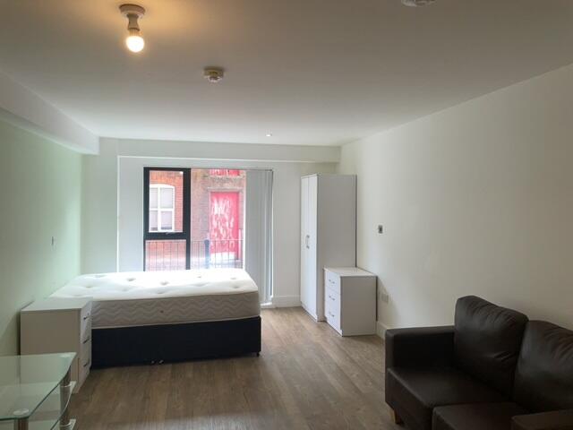 Apartment in Oldham - View 3