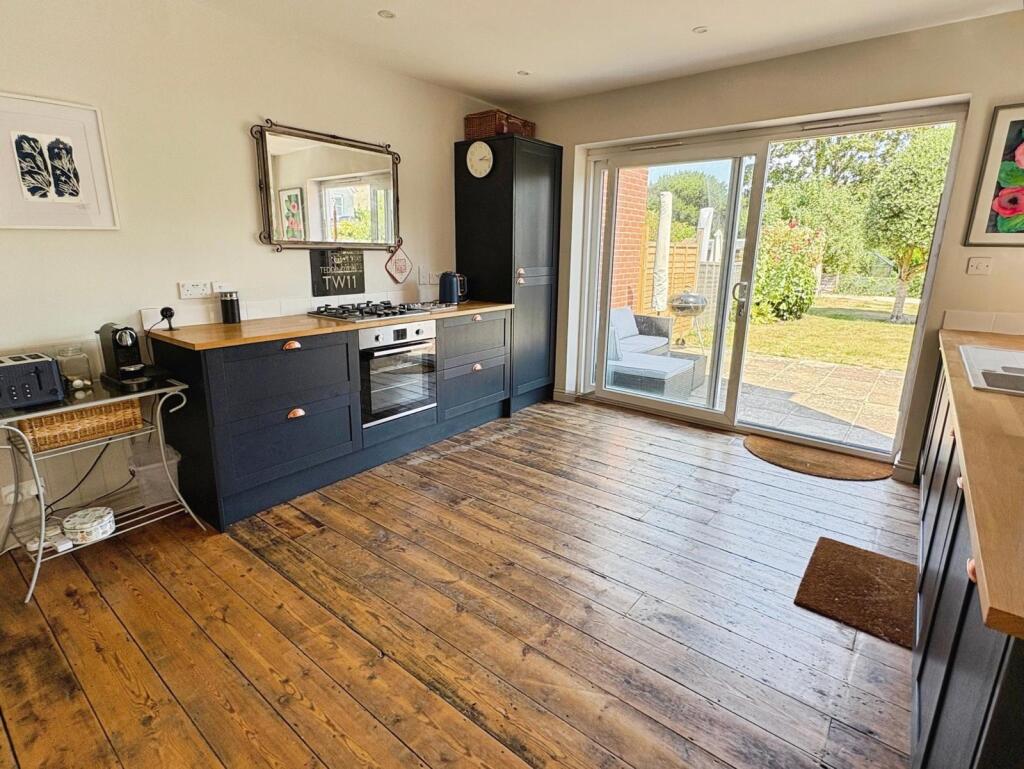 House in Freshwater, New Village - View 5