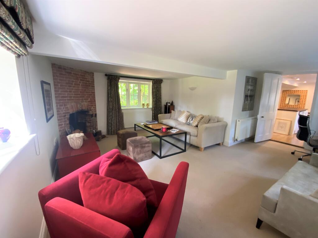 House in Southampton - View 4