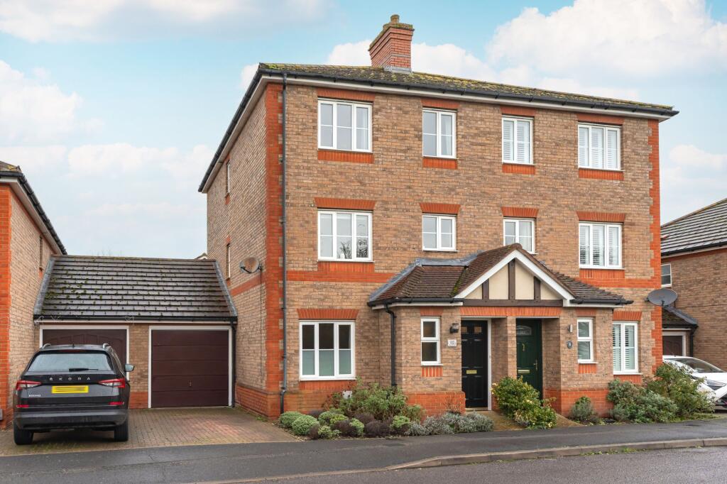 Main image of property: Bowmont Water, Didcot, OX11