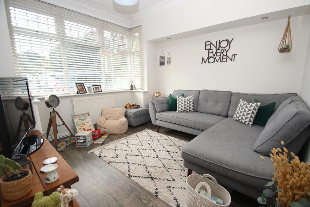 House in London - View 3