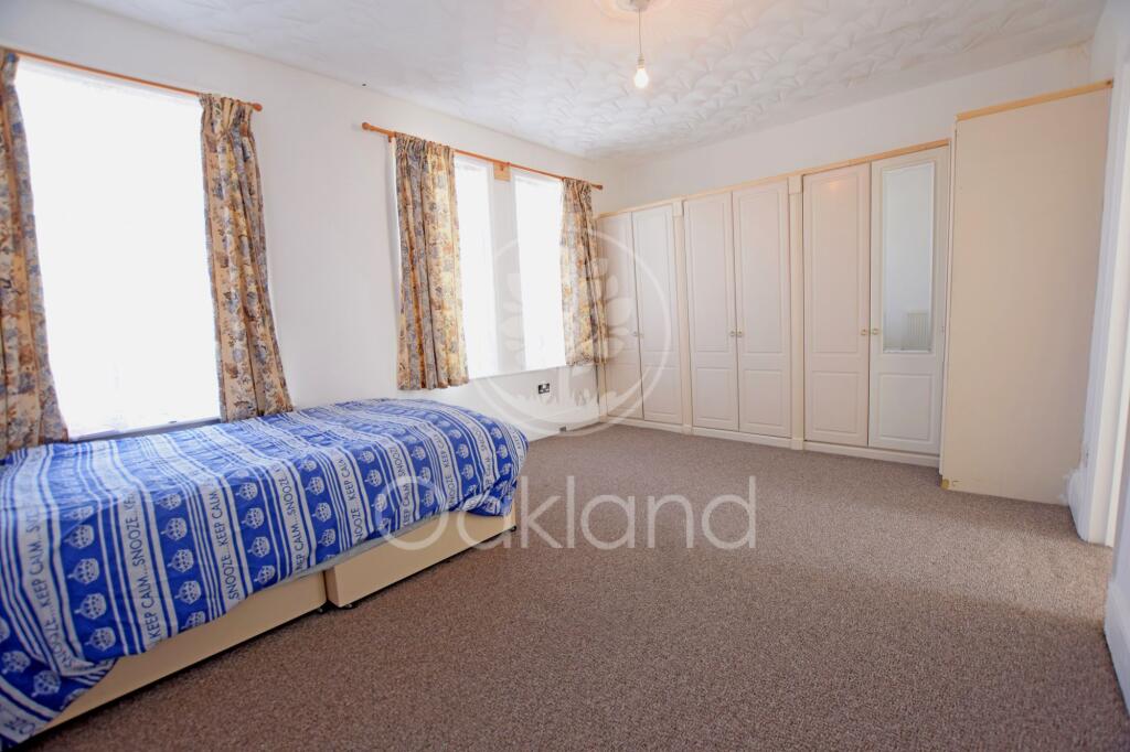 Main image of property: 15 Ashgrove Road, Ilford, IG3