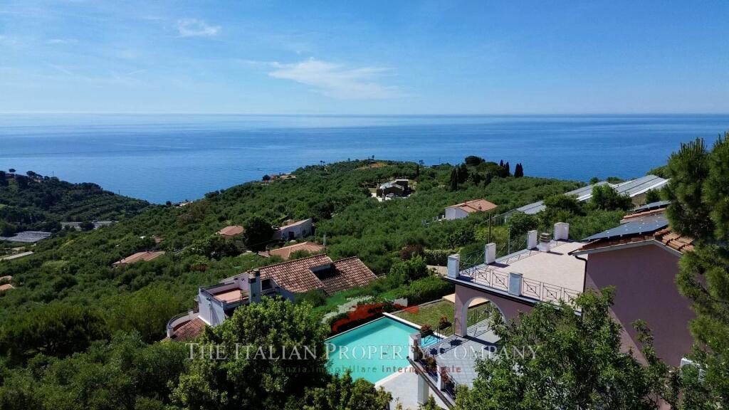 Main image of property: Liguria, Imperia, Imperia