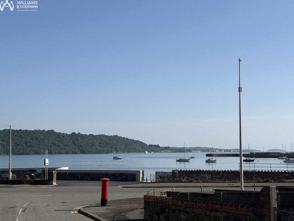Strand Street, Bangor, Gwynedd, LL57 photo 2