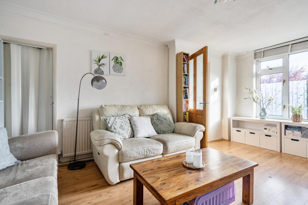 House in Guildford - View 5