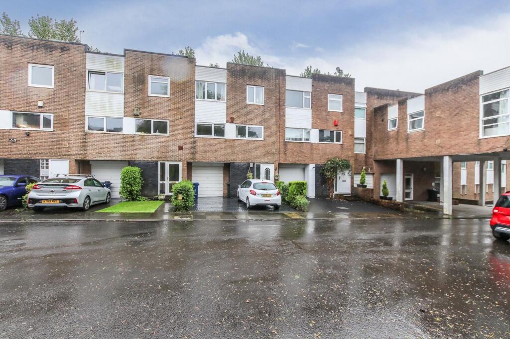 Main image of property: Jesmond Park Court, Newcastle Upon Tyne, NE7